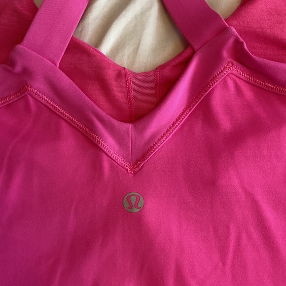 Lululemon Pink workout top - Picture 3 of 4